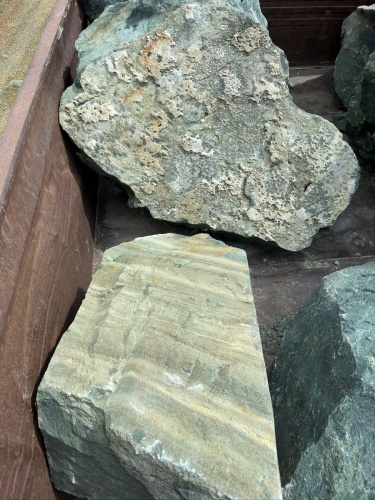 Ландшафтные глыбы зелёные 200-500 килограмм купить в Архангельской области