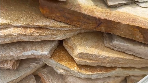 Плитняк златолит жёлтый золотистый для отмостки купить в Архангельской области