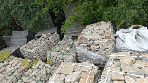 Гранитный плитняк галтованный для парковки купить в Архангельской области