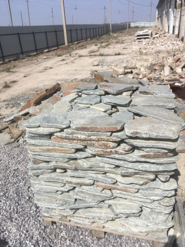 Златолит серебристый галтованный для лестниц купить в Архангельской области